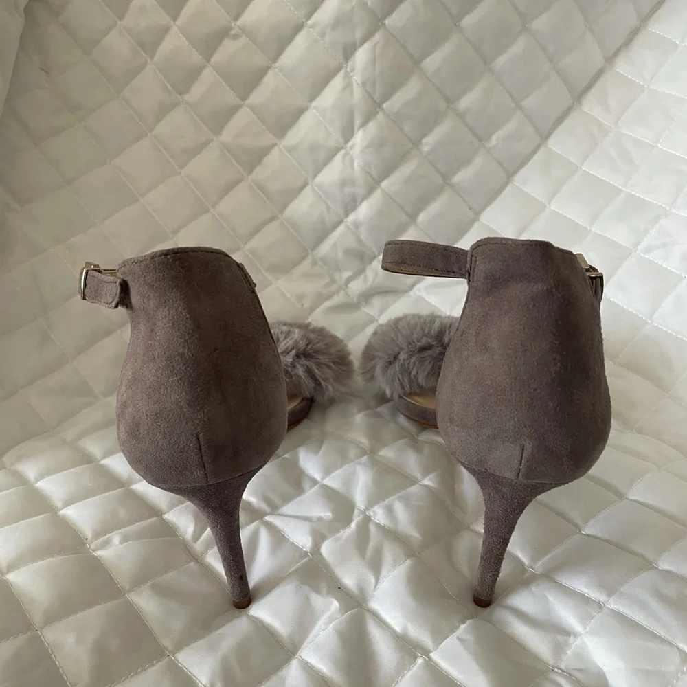 New Sole Society Annaya Furry Heels 6.5 - Picture 4 of 5